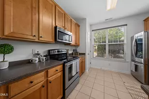 4961 Lady of the Lake Dr, Raleigh, NC 27612 - Photo 11