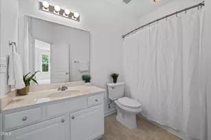 4961 Lady of the Lake Dr, Raleigh, NC 27612 - Photo 33