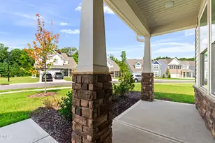 844 Golden Plum Ln, Zebulon, NC 27597 - Photo 9