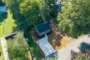 1305 E Willowbrook Dr, Burlington, NC 27215 - Photo 27