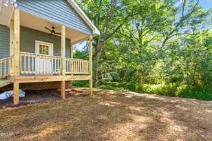 1305 E Willowbrook Dr, Burlington, NC 27215 - Photo 19