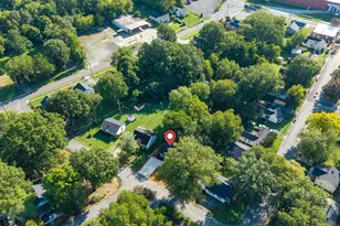 1305 E Willowbrook Dr, Burlington, NC 27215 - Photo 23