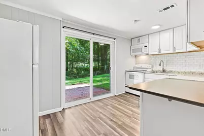 8718 Rollingwood Road, Chapel Hill, NC 27516 - Photo 17