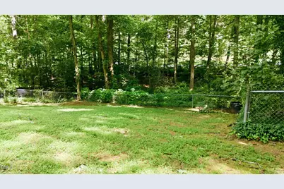 8718 Rollingwood Road, Chapel Hill, NC 27516 - Photo 25