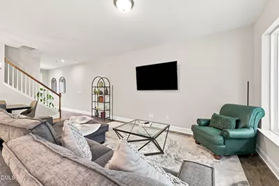 272 Deardom Way, Chapel Hill, NC 27516 - Photo 5
