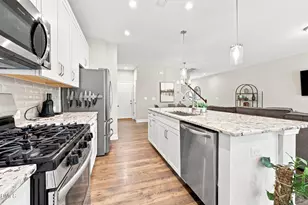 272 Deardom Wy, Chapel Hill, NC 27516 - Photo 7
