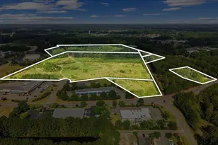 236 Magnolia Dr, Smithfield, NC 27577 - Photo 1