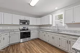 754 5 Points Rd, Benson, NC 27504 - Photo 7