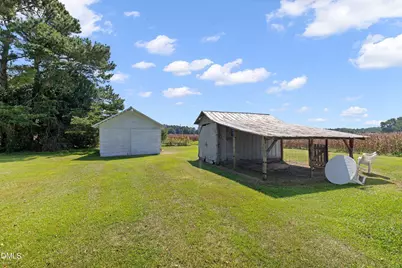 754 5 Points Road, Benson, NC 27504 - Photo 35