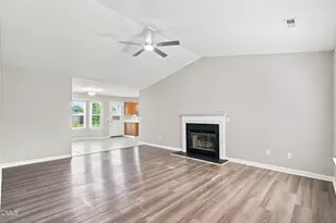 807 Valley Forge Ct, Wilmington, NC 28411 - Photo 3