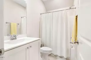 136 Post Oak Rd, Chapel Hill, NC 27516 - Photo 29