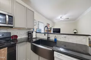 6912 Brigmore Ct, Raleigh, NC 27617 - Photo 11