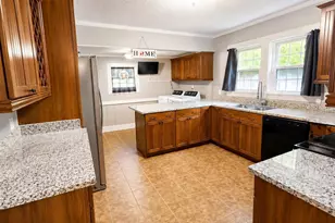 401 Banks St, Graham, NC 27253 - Photo 21