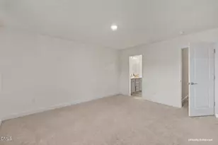 389 Channel Drop Dr, Clayton, NC 27520 - Photo 23
