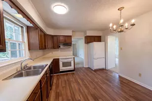 2101 Fordham Dr, Fayetteville, NC 28304 - Photo 7