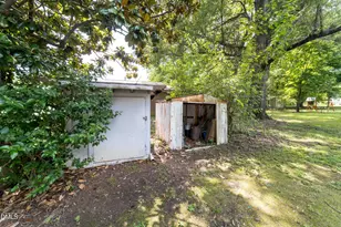 311 E McAden St, Graham, NC 27253 - Photo 21