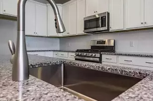 1009 Commack Dr, Durham, NC 27703 - Photo 3