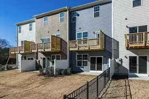 1009 Commack Dr, Durham, NC 27703 - Photo 19