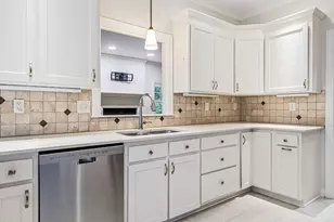 113 Prestwick Pl Pl, Cary, NC 27511 - Photo 9