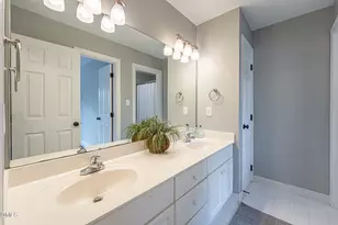 105 Silk Leaf Ct, Cary, NC 27518 - Photo 25