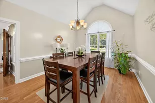 400 La Vista Ct, Benson, NC 27504 - Photo 9