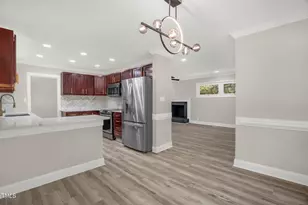 2519 Mirror Lake Dr, Fayetteville, NC 28303 - Photo 3