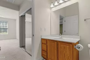 427 Eyam Hall Ln, Apex, NC 27502 - Photo 15