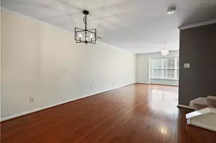 9909 Wasser Ct, Raleigh, NC 27617 - Photo 7