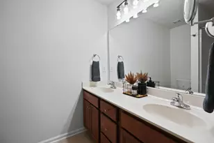 9909 Wasser Ct, Raleigh, NC 27617 - Photo 19