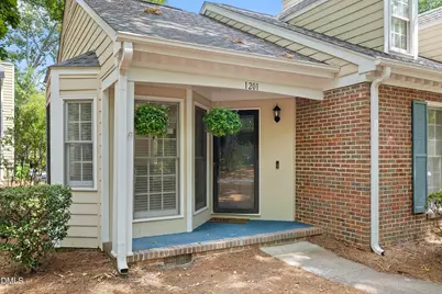 1201 Deptford Court, Raleigh, NC 27609 - Photo 3