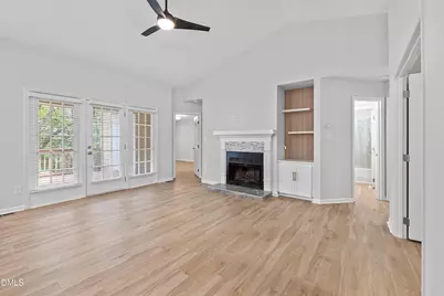 1201 Deptford Court, Raleigh, NC 27609 - Photo 5
