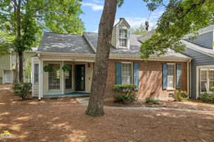 1201 Deptford Ct, Raleigh, NC 27609 - Photo 3