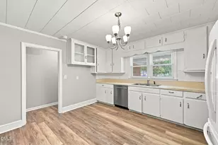 1305 Erwin Rd, Dunn, NC 28334 - Photo 7