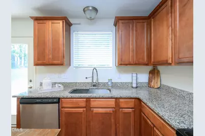 504 Hobkirks Place, Durham, NC 27704 - Photo 9