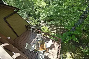 102 Arbutus Pl, Chapel Hill, NC 27517 - Photo 35