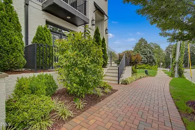 163 E Park Street, Cary, NC 27511 - Photo 3