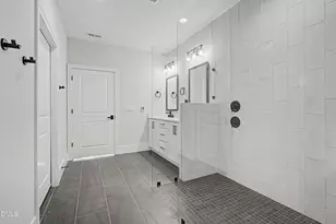 163 E Park St, Cary, NC 27511 - Photo 43