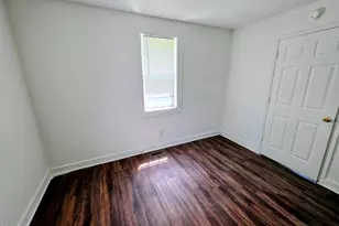 202 Hill St, Smithfield, NC 27577 - Photo 17