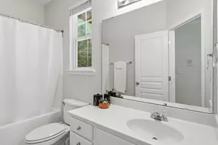 5109 Lady of the Lake Dr, Raleigh, NC 27612 - Photo 23