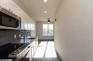 2210 Gathering Sq Ct, Fuquay-Varina, NC 27526 - Photo 7