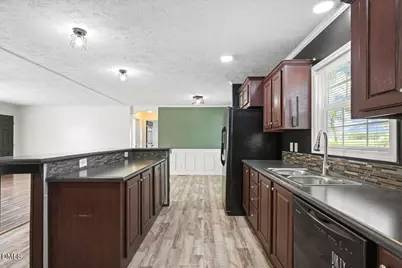 107 E Old Fort Road, Pikeville, NC 27863 - Photo 11
