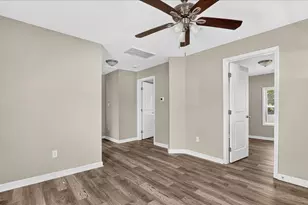 415 Spring Ct, Henderson, NC 27536 - Photo 3