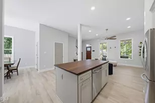 907 Pleasant Dr, Durham, NC 27703 - Photo 19