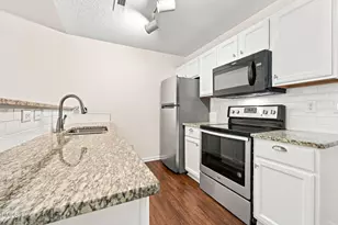 4 Crystal Oaks Ct, Durham, NC 27707 - Photo 15