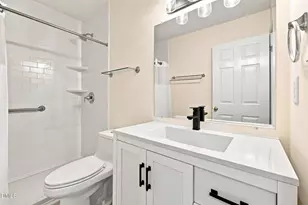 4 Crystal Oaks Ct, Durham, NC 27707 - Photo 21