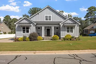 516 W Franklin St, Zebulon, NC 27597 - Photo 1