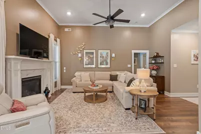 516 W Franklin Street, Zebulon, NC 27597 - Photo 5