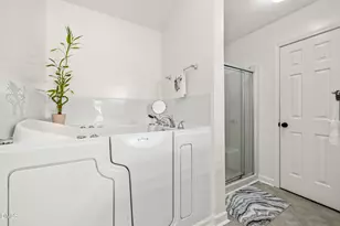 910 Camden Ct, Elon, NC 27244 - Photo 15