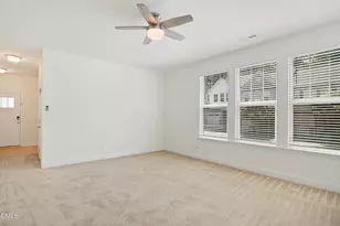 372 E Porthaven Way, Clayton, NC 27527 - Photo 3