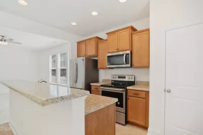 372 E Porthaven Way, Clayton, NC 27527 - Photo 7